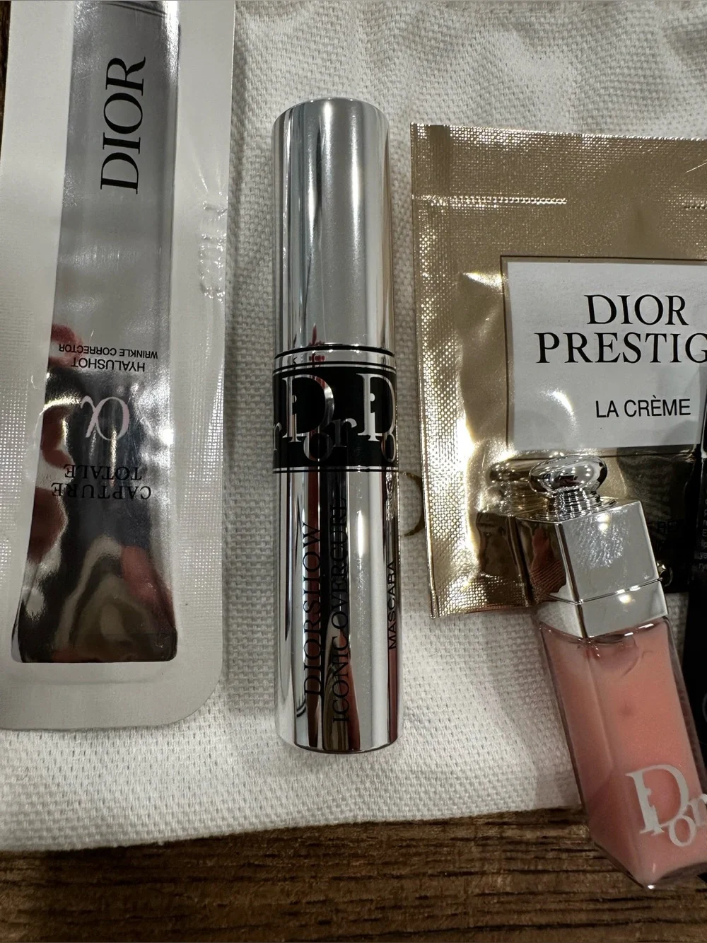 Dior Travel Skincare & Makeup Sample Set - White/Gold Accents
